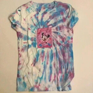 New! Disney Minnie Mouse Tie dyed T-shirt girl XL Adult S